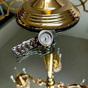 Guess watch stainless steel 7 inches